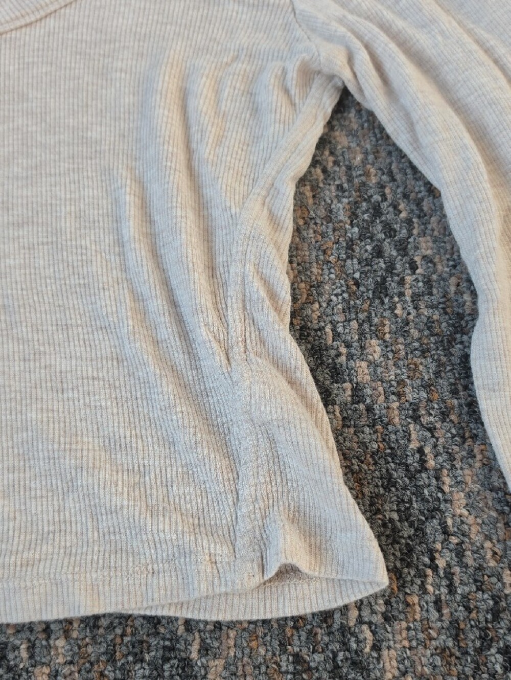 Tan Ribbed Long Sleeve Crop - Picture 2 of 5